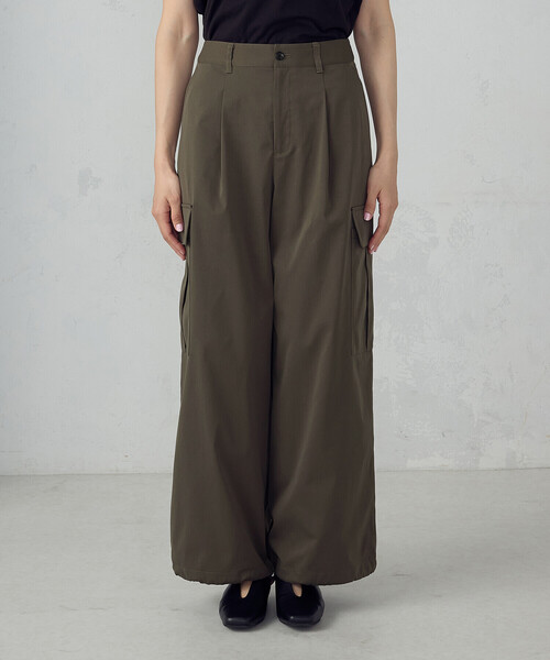 COMME CA ISM（コムサイズム）の「ポリエステルマイクロツイル カーゴパンツ（カーゴパンツ・レディース・カーキ/ブラック・LARGE/MEDIUM）」の12枚目の写真