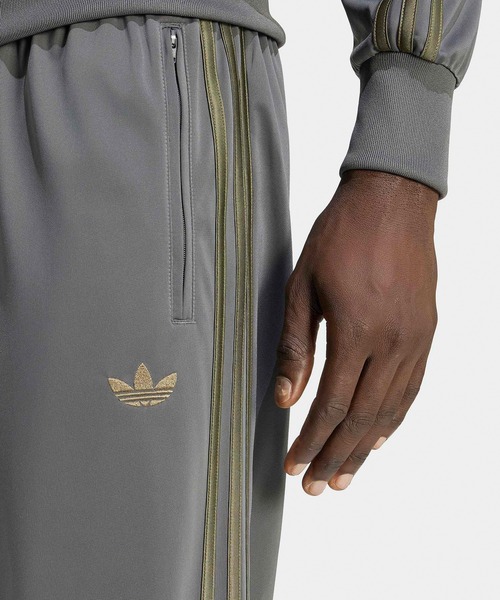 adidas(アディダス)の「adidas/アディダス ファイヤーバードトラックパンツ ラインパンツ ジャージ 2026年 夏 夏服 秋服(スウェットパンツ・メンズ・グレー/ダークブラウン/ライトブラウン/ライトブルー・S/M/L/XL)」の7枚目の写真