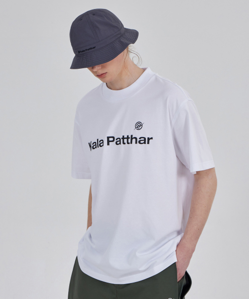 KALAPATTHAR(カラパタール)の「Flower Graphic Back Logo T-Shirt - White(Tシャツ/カットソー・メンズ・その他・MEDIUM/LARGE/X-LARGE)」の4枚目の写真