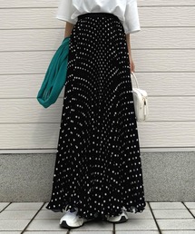 ドットプリーツスカート