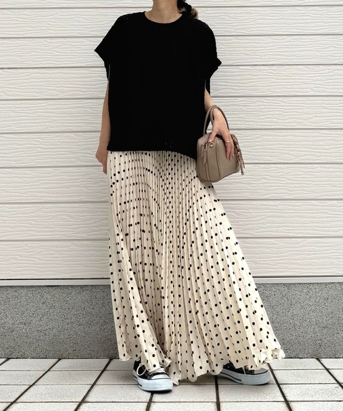 Q（キュー）の「ドットプリーツスカート（スカート・レディース・ブラック/アイボリー・MEDIUM）」の9枚目の写真