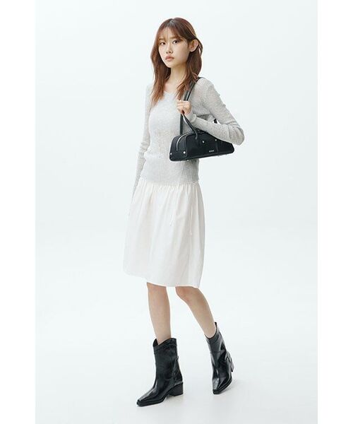 MUSINSA STANDARD WOMAN（ムシンサスタンダードウーマン）の「ウィメンズ シャーリング ニ レングス バンディング スカート [ホワイト]（スカート・レディース・その他・X-SMALL/LARGE/MEDIUM/SMALL）」の11枚目の写真