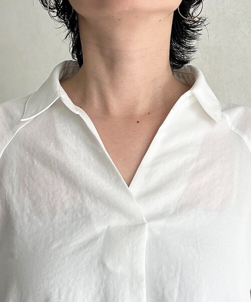 un dix cors(アンディコール)の「【甘くないフリルシャツ】麻調バックフリルブラウス(シャツ/ブラウス・レディース・グレー/オフホワイト/ネイビー/ブラック・FREE)」の19枚目の写真