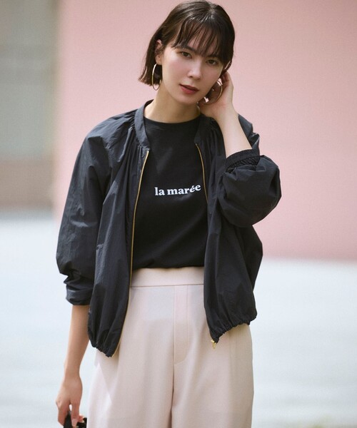 23区 L(ニジュウサンクオオキイサイズ)の「la maree オーバーサイズ ロゴ Tシャツ(Tシャツ/カットソー・レディース・ブラック系/ホワイト系・44/46)」の6枚目の写真
