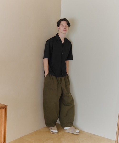 MAISON CLUB(メゾンクラブ)の「【MAISON CLUB】Balloon Fatigue Pants / バルーンファティーグパンツ カーブパンツ(カーゴパンツ・メンズ・ネイビー/カーキ/ホワイト・S/L/M)」の19枚目の写真