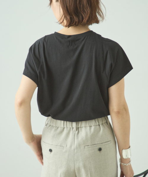 The Loom(ザ ルーム)の「The Loom/ザ ルーム LAYERED TEE Tシャツ TL18UO-CT03(Tシャツ/カットソー・レディース・ブラック/ホワイト・SMALL)」の6枚目の写真