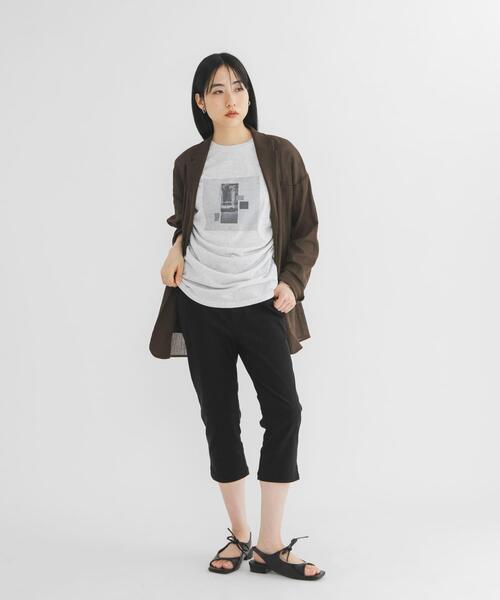 KBF(ケイビーエフ)の「ドレーププリントTEE(Tシャツ/カットソー・レディース・グレー系その他/アイボリー/ライトブルー・ONE)」の5枚目の写真