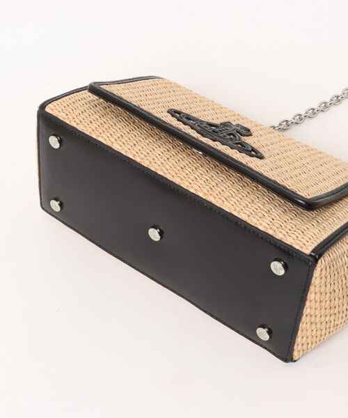 Vivienne Westwood(ヴィヴィアンウエストウッド)の「HAZEL MEDIUM HANDBAG(ショルダーバッグ・レディース・その他・FREE)」の3枚目の写真