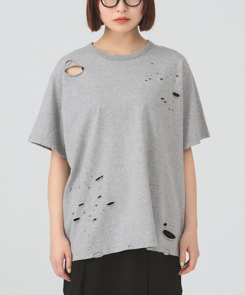 Ray BEAMS(レイビームス)の「ダメージ オーバー Tシャツ(Tシャツ/カットソー・レディース・ホワイト/シルバー・ONE SIZE)」の7枚目の写真