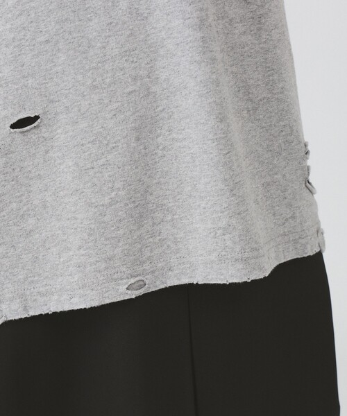Ray BEAMS(レイビームス)の「ダメージ オーバー Tシャツ(Tシャツ/カットソー・レディース・ホワイト/シルバー・ONE SIZE)」の12枚目の写真