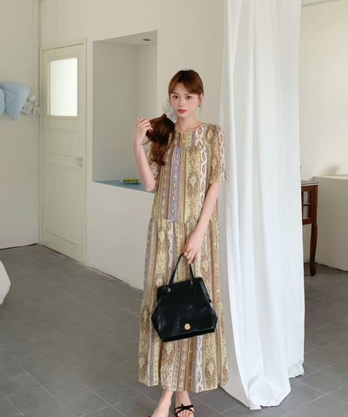 FAVORITO(ファヴォリート)の「ロングワンピース(ワンピース・レディース・ライトブラウン/ブラック・F)」の7枚目の写真