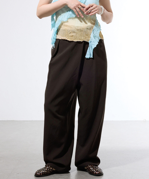 IENA(イエナ)の「《セットアップ対応/一部店舗限定》カルゼラップパンツ(その他パンツ・レディース・ブラウン/ブラック・36/38)」の2枚目の写真