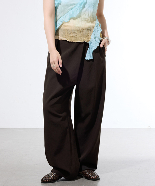 IENA(イエナ)の「《セットアップ対応/一部店舗限定》カルゼラップパンツ(その他パンツ・レディース・ブラウン/ブラック・36/38)」の11枚目の写真