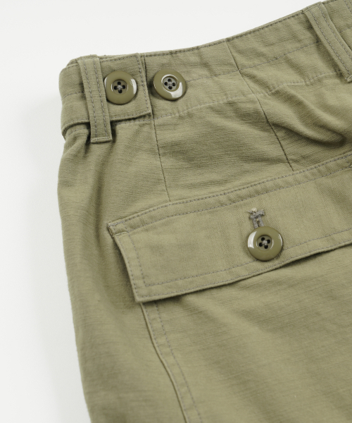 FRIZMWORKS(フリズムワークス)の「BACKSATIN ESSENTIAL FATIGUE SHORTS _ KHAKI BEIGE(その他パンツ・メンズ・その他・SMALL/MEDIUM/LARGE/X-LARGE)」の7枚目の写真