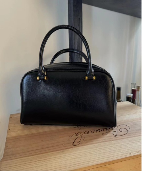 NiiNa(ニーナ)の「【NiiNa】【高品質牛革】2wayヴィンテージレトロボストンバッグ(ボストンバッグ・レディース・ホワイト・FREE)」の14枚目の写真