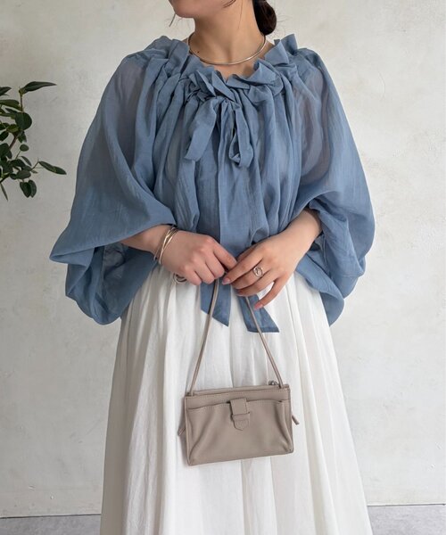 Jena espace merveilleux(ジェナ エスパスメルヴェイユ)の「【PalinkA/パリンカ】ネックリボンフリルブラウス(シャツ/ブラウス・レディース・アイボリー/ブラック/ブルー・FREE)」の21枚目の写真