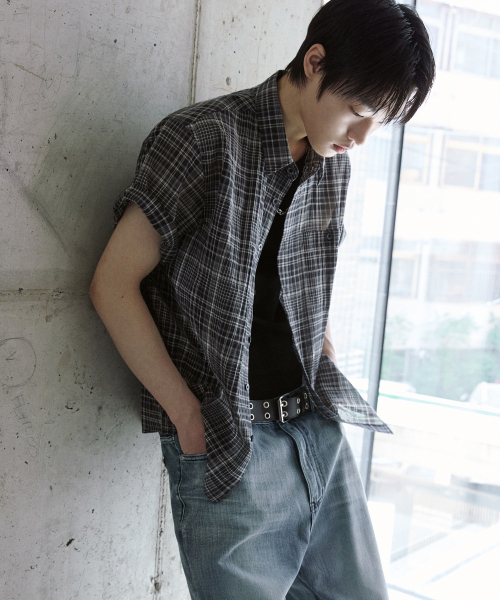 P.IN.O(ピインオ)の「シェードチェックハーフシャツ - ブラック(シャツ/ブラウス・メンズ・その他・MEDIUM/LARGE/X-LARGE)」の4枚目の写真