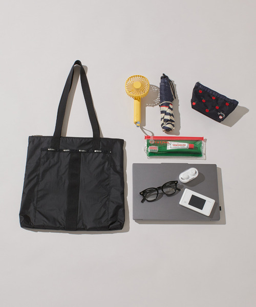 LeSportsac(レスポートサック)の「10TH ESSENTIAL MAGAZINE TOTE ソフトモーブC(トートバッグ・レディース・ピンク・FREE)」の5枚目の写真