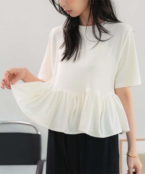 KOBE LETTUCE（コウベレタス）の「[ 接触冷感UVカット ] ランダムリブペプラムトップス（Tシャツ/カットソー・レディース・ブラック/オフホワイト/ブルー・M）」の5枚目の写真