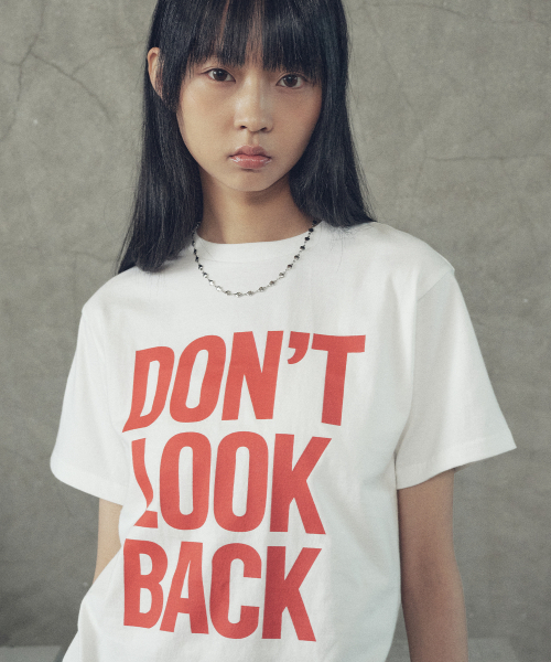 SUPERSUB(スーパーサブ)の「ドンルックバック レタリング クロップ 半袖Tシャツ-ホワイト(Tシャツ/カットソー・レディース・その他・SMALL/MEDIUM/LARGE)」の4枚目の写真