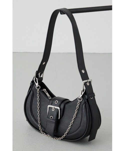 AZUL by moussy(アズールバイマウジー)の「バックルベルトワンハンドルトートバッグ(ハンドバッグ・レディース・シルバー/ブラック/アイボリー・FREE)」の6枚目の写真