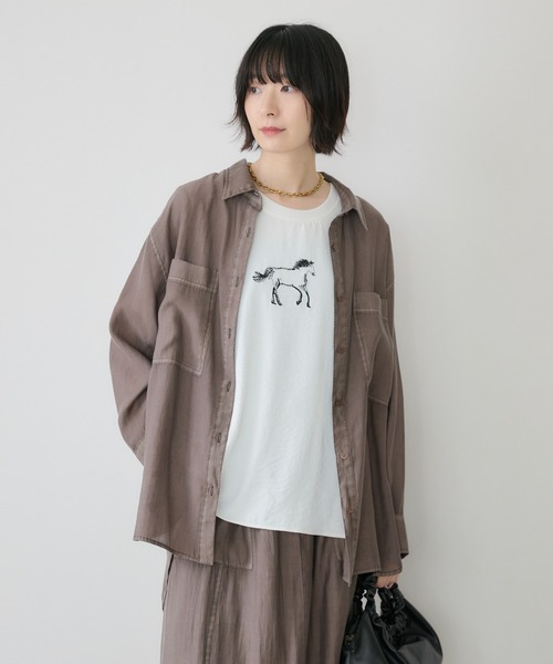 Paradise Picnic(パラダイスピクニック)の「33℃ ピグメントシアーシャツ(シャツ/ブラウス・レディース・ホワイト/ブラック/ブラウン・FREE)」の3枚目の写真
