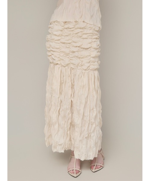 miies miim(ミーエスミーム)の「petal texture skirt(スカート・レディース・アイボリー・FREE)」の1枚目の写真