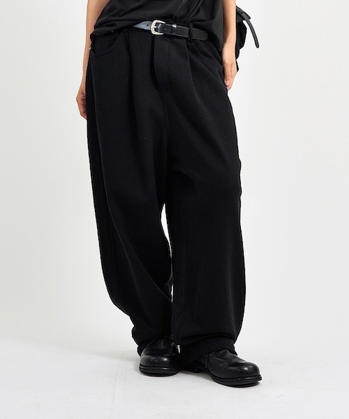 raucohouse(ラウコハウス)の「バルーンシルエットスウェットパンツ(スウェットパンツ・レディース・ブラック/グレー・L/M)」の19枚目の写真