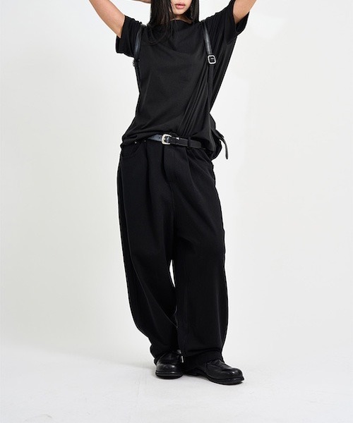 raucohouse(ラウコハウス)の「バルーンシルエットスウェットパンツ(スウェットパンツ・レディース・ブラック/グレー・L/M)」の21枚目の写真