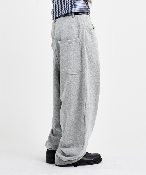 raucohouse(ラウコハウス)の「バルーンシルエットスウェットパンツ(スウェットパンツ・レディース・ブラック/グレー・L/M)」の6枚目の写真