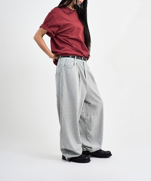 raucohouse(ラウコハウス)の「バルーンシルエットスウェットパンツ(スウェットパンツ・レディース・ブラック/グレー・L/M)」の15枚目の写真