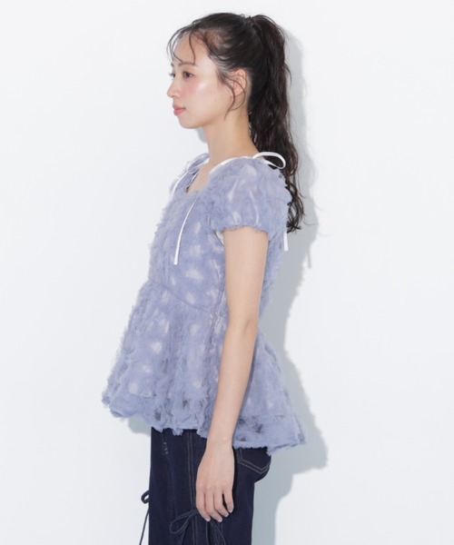 JILL by JILL STUART(ジルバイジルスチュアート)の「フラワーチュールペプラムブラウス(シャツ/ブラウス・レディース・ブルー/ホワイト/オレンジ・FREE)」の12枚目の写真