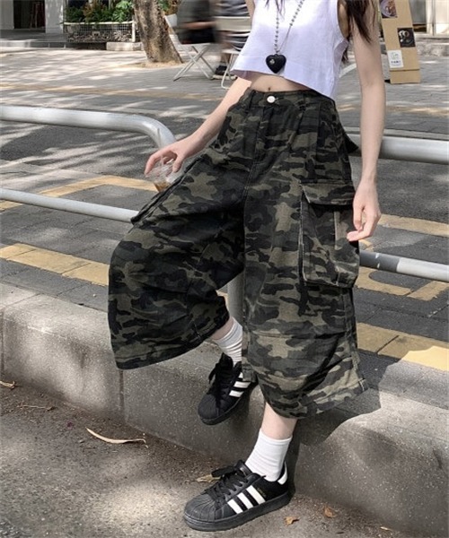 Dream garden(ドリームガーデン)の「迷彩柄ルーズストリートカーゴパンツ(カーゴパンツ・レディース・カーキ・S/XL/M)」の13枚目の写真