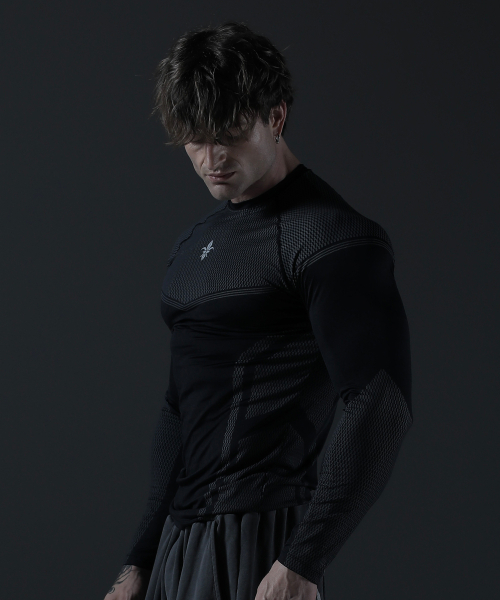 CARMID（カミド）の「シルバー ナイト コンプレッション 長袖 [ブラック]（Tシャツ/カットソー・メンズ・その他・1/2/3）」の3枚目の写真