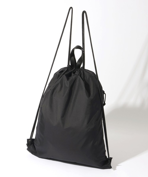 THE NORTH FACE(ザノースフェイス)の「【THE NORTH FACE/ザノースフェイス】STANDARD MULTI BAG/ スタンダード マルチバッグ ナップサック(バックパック/リュック・メンズ・ブラック・FREE)」の4枚目の写真