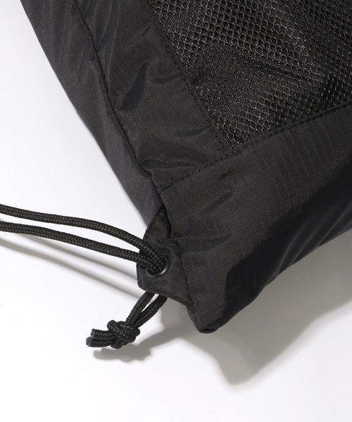 THE NORTH FACE(ザノースフェイス)の「【THE NORTH FACE/ザノースフェイス】STANDARD MULTI BAG/ スタンダード マルチバッグ ナップサック(バックパック/リュック・メンズ・ブラック・FREE)」の9枚目の写真