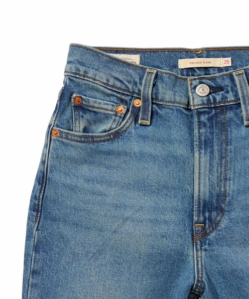 Levi's(リーバイス)の「Levi's/リーバイス RIBCAGE FLARE ジーンズ(デニムパンツ・レディース・ブルー・23inch)」の8枚目の写真