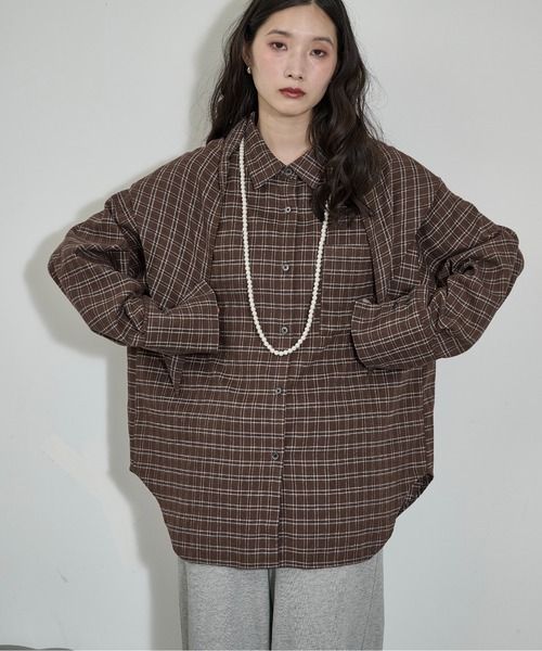 THE YOn(ザヨン)の「ストールセットチェックシャツ(シャツ/ブラウス・レディース・ベージュ/ブラウン/ブラック・FREE)」の5枚目の写真