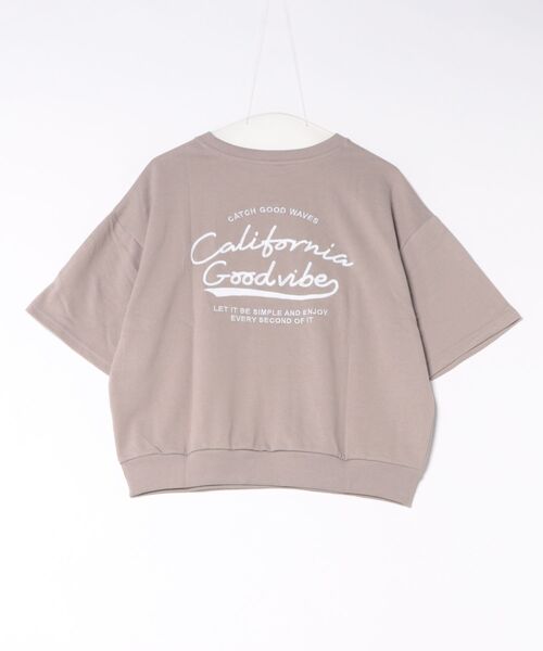 UNDERWRAPS（アンダーラップス）の「裾リブ半袖Tシャツ 刺繍ロゴ バックロゴ カジュアル（Tシャツ/カットソー・レディース・ベージュ/オートミール/ネイビー・M/L）」の4枚目の写真