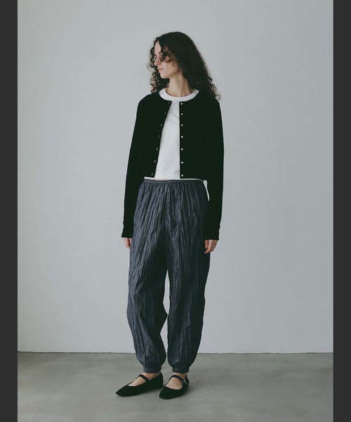 HER.(ハー)の「ワッシャープリーツバルーンパンツ(その他パンツ・レディース・オフホワイト/チャコールグレー・2/1)」の13枚目の写真