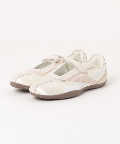 Reebok(リーボック)の「【Reebok 】Ultra Lo Mary Jane (リーボック ウルトラロー メリージェーン)(スニーカー・レディース・ピンク/ブラウン/ブラック/ホワイト系その他・23.0cm/23.5cm/24.0cm/24.5cm/25.0cm)」の2枚目の写真
