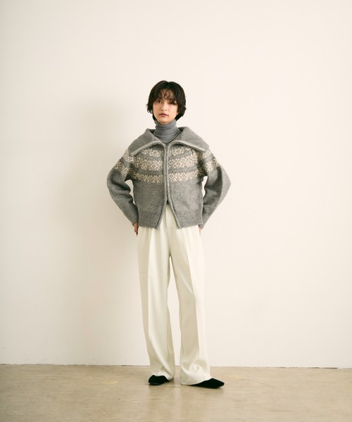 uchi.(ウチ)の「ノルディック柄ダブルジップニットカーディガン(ニット/セーター・レディース・ネイビー/グレー/アイボリー・FREE)」の4枚目の写真