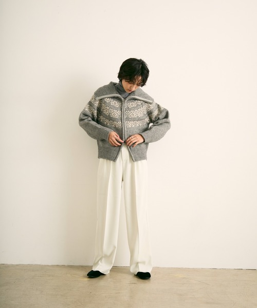 uchi.(ウチ)の「ノルディック柄ダブルジップニットカーディガン(ニット/セーター・レディース・ネイビー/グレー/アイボリー・FREE)」の6枚目の写真