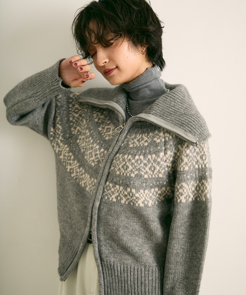 uchi.(ウチ)の「ノルディック柄ダブルジップニットカーディガン(ニット/セーター・レディース・ネイビー/グレー/アイボリー・FREE)」の18枚目の写真