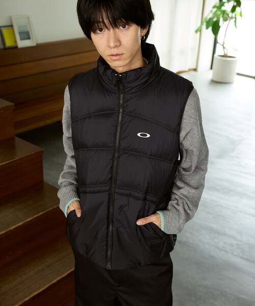 OAKLEY(オークリー)の「OAKLEY/オークリー ENHENZE INSULATION VEST 2.7 限定展開(ダウンベスト・メンズ・ブラック・LARGE/MEDIUM/SMALL)」の5枚目の写真