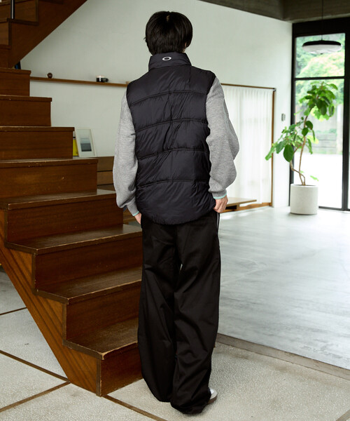 OAKLEY(オークリー)の「OAKLEY/オークリー ENHENZE INSULATION VEST 2.7 限定展開(ダウンベスト・メンズ・ブラック・LARGE/MEDIUM/SMALL)」の9枚目の写真