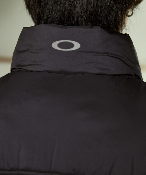 OAKLEY(オークリー)の「OAKLEY/オークリー ENHENZE INSULATION VEST 2.7 限定展開(ダウンベスト・メンズ・ブラック・LARGE/MEDIUM/SMALL)」の16枚目の写真