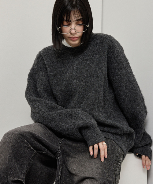 Alfred Alex（アルフレッドアレックス）の「【Alfred Alex】Mohair-Like Shaggy Knit / モヘアライク ルーズシャギーニット（ニット/セーター・メンズ・ネイビー系/レッド系/ブラック系/ブラック/ダークグレー/アイボリー・M/L）」の4枚目の写真