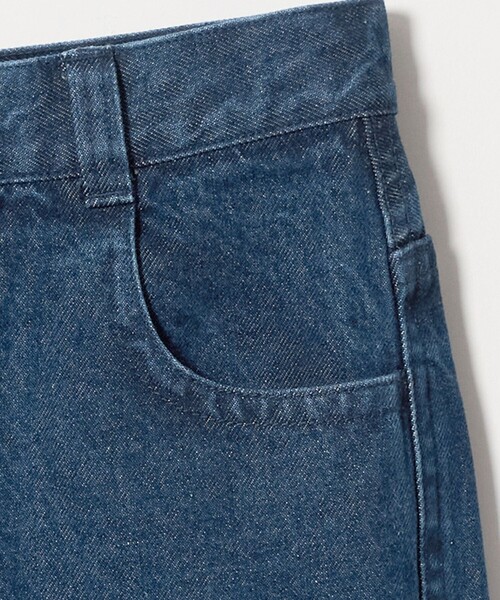 BEAUTY&YOUTH UNITED ARROWS(ビューティーアンドユースユナイテッドアローズ)の「コットンブレンド デニムフレアパンツ(デニムパンツ・レディース・ネイビー・XS/S/M)」の4枚目の写真