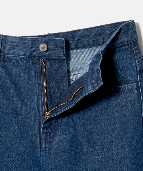 BEAUTY&YOUTH UNITED ARROWS(ビューティーアンドユースユナイテッドアローズ)の「コットンブレンド デニムフレアパンツ(デニムパンツ・レディース・ネイビー・XS/S/M)」の6枚目の写真